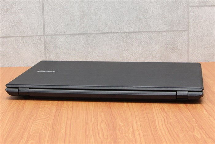 Laptop Acer E5 573G i5 5200U/4GB/500GB/VGA2GB/Win10 Màu Xám