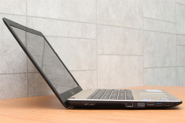 Laptop Asus A540LA i3 4005U/4GB/500GB/Win10 Màu Đen