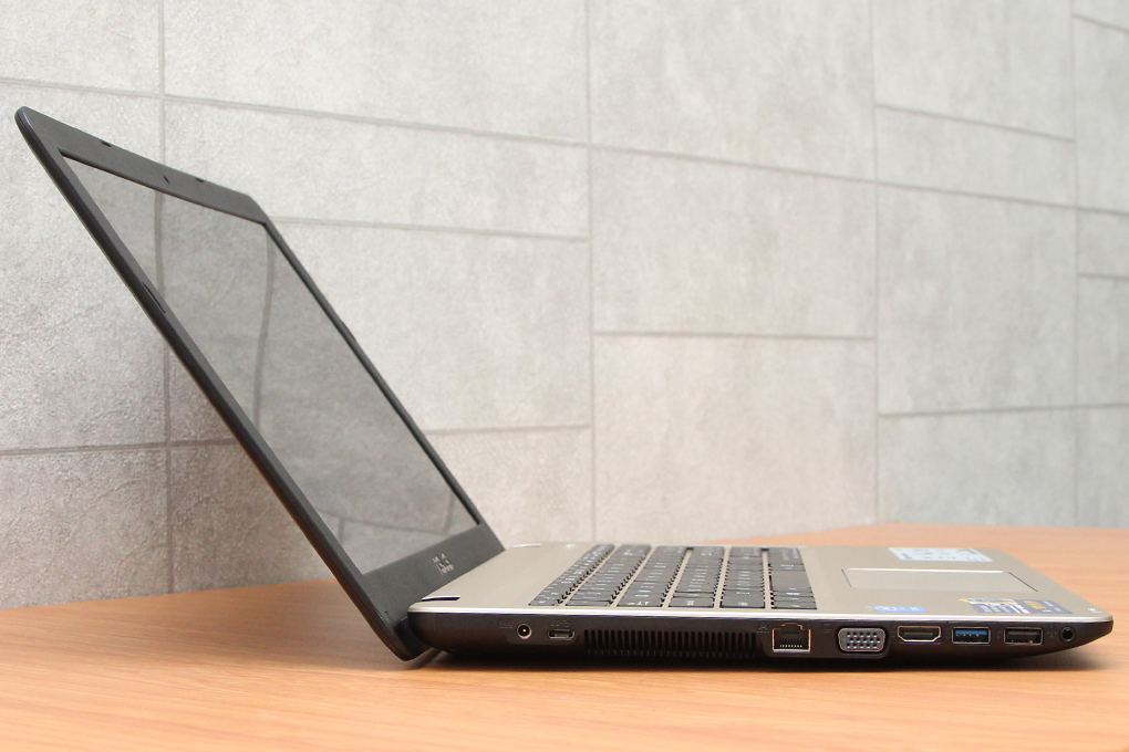 Laptop Asus A540LA i3 4005U/4GB/500GB/Win10 Màu Đen