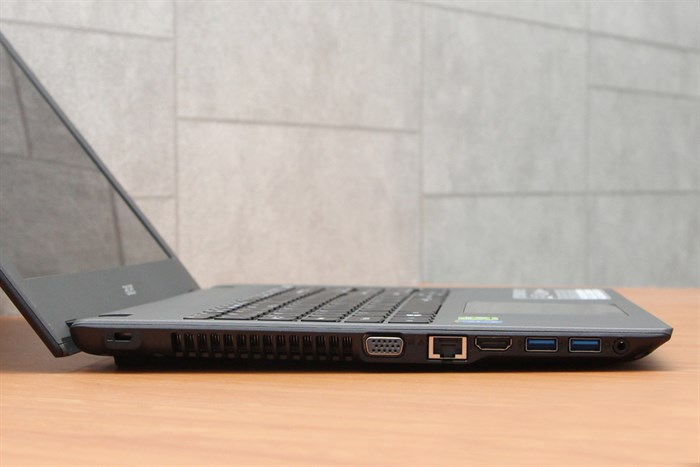 Laptop Acer E5 573G i7 4510U/4GB/500GB/VGA2GB/Win10 Màu Xám