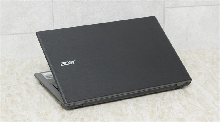 Laptop Acer E5 573G i7 4510U/4GB/500GB/VGA2GB/Win10 Màu Xám