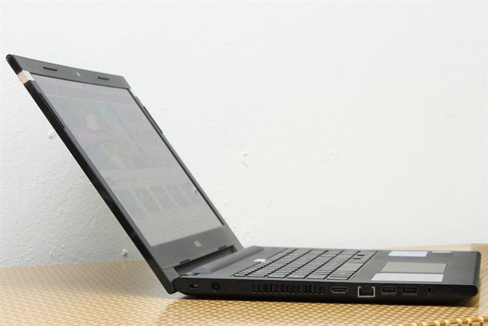 Laptop Dell Inspiron 3543 i3 5005U/4GB/500GB/Win10 Màu Đen