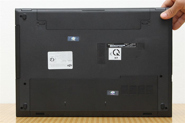 Laptop Dell Inspiron 3543 i3 5005U/4GB/500GB/Win10 Màu Đen