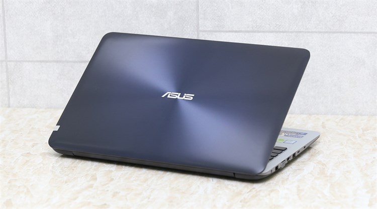 Laptop Asus A556UF i5 6200U/4GB/500GB/VGA 2GB/Win10