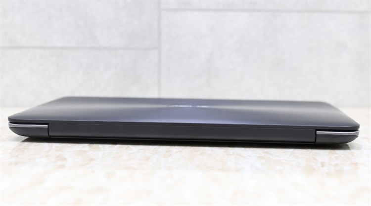 Laptop Asus A556UF i5 6200U/4GB/500GB/VGA 2GB/Win10