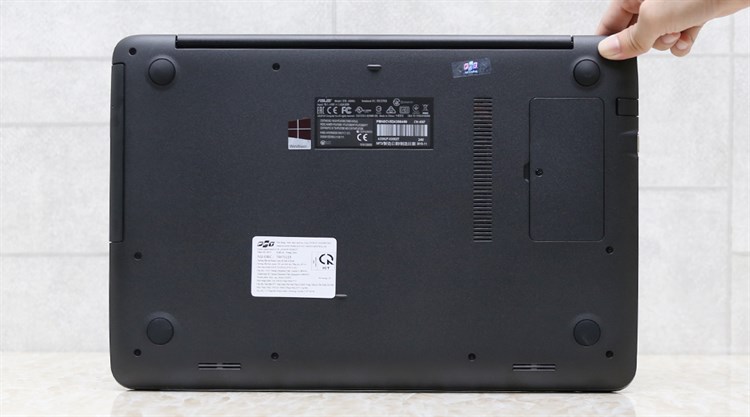 Laptop Asus A556UF i5 6200U/4GB/500GB/VGA 2GB/Win10