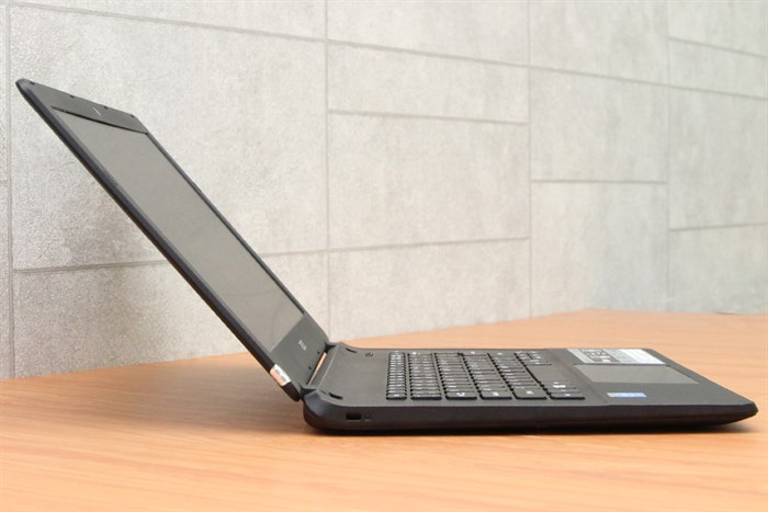 Laptop Acer ES1 311 N2840/2GB/500GB/Win8.1 Màu Đen