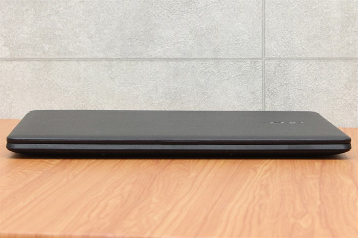 Laptop Acer ES1 311 N2840/2GB/500GB/Win8.1 Màu Đen