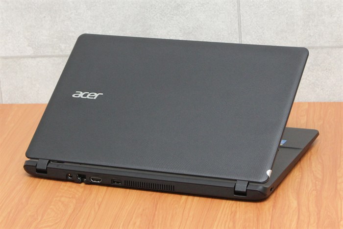 Laptop Acer ES1 311 N2840/2GB/500GB/Win8.1 Màu Đen