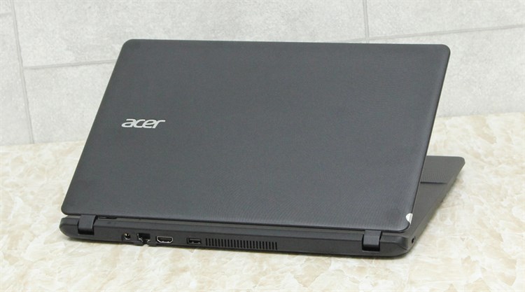 Laptop Acer ES1 311 N2840/2GB/500GB/Win8.1