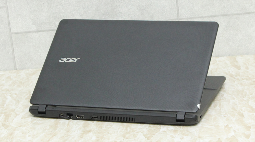 Laptop Acer ES1 311 N2840/2GB/500GB/Win8.1 Màu Đen