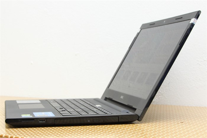 Laptop Dell Inspiron 3543 i5 5200U/4GB/500GB/VGA 2GB/Win10 Màu Đen