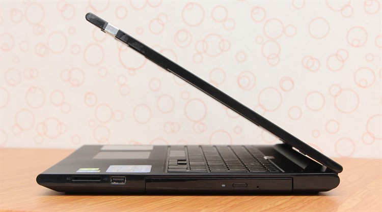 Laptop Dell Inspiron 3543 i5 5200U/4GB/500GB/VGA 2GB/Win10