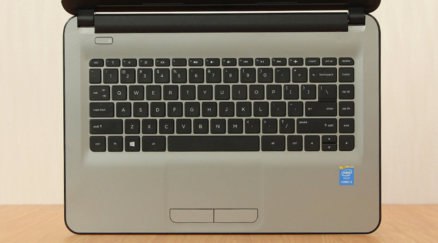 <p>B&agrave;n ph&iacute;m chiclet hiện đại, nhẹ v&agrave; &ecirc;m dễ d&agrave;ng thao t&aacute;c. Khoảng c&aacute;ch ph&iacute;m hợp l&yacute; gi&uacute;p bạn l&agrave; người d&ugrave;ng văn ph&ograve;ng thoải m&aacute;i kh&ocirc;ng bị mỏi khi sử dụng 1 thời gian d&agrave;i.</p>