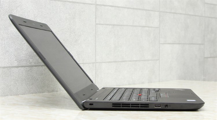 Laptop Lenovo ThinkPad E460 i5 6200U/4GB/500GB/Win10 Màu Đen