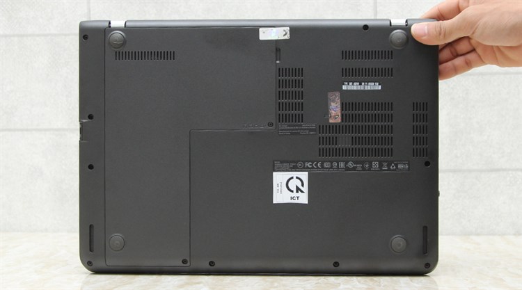 Laptop Lenovo ThinkPad E460 i5 6200U/4GB/500GB/Win10 Màu Đen