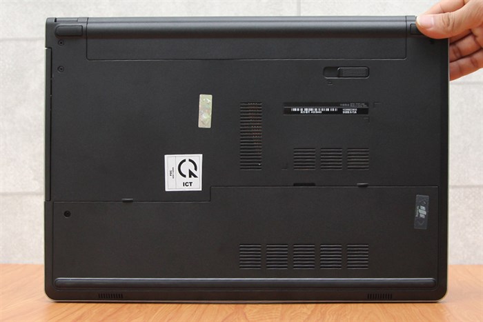 Laptop Dell Inspiron 5459 i7 6500U/4GB/1TB/VGA 4GB/Win10 Màu Bạc