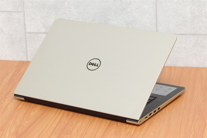 Laptop Dell Vostro 5459 i5 6200U/4GB/500GB/VGA 2GB/Win10