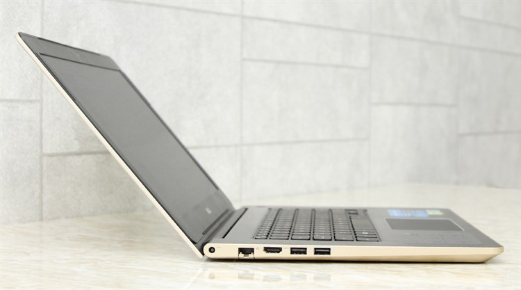 Laptop Dell Vostro 5459 i5 6200U/4GB/500GB/VGA 2GB/Win10