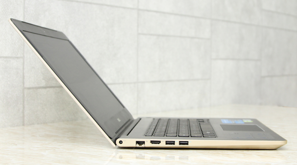 Laptop Dell Vostro 5459 i5 6200U/4GB/500GB/VGA 2GB/Win10 Màu Vàng đồng