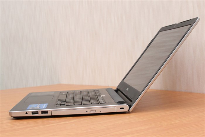 Laptop Dell Inspiron 5458 i3 5005U/4GB/500GB/Win10 Màu Bạc