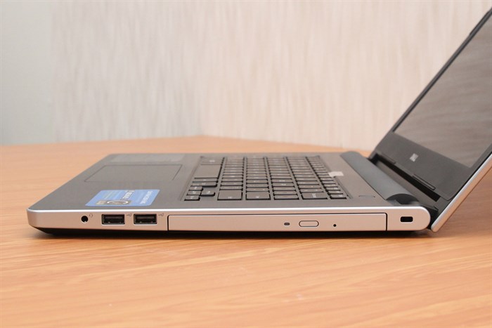 Laptop Dell Inspiron 5458 i3 5005U/4GB/500GB/Win10 Màu Bạc