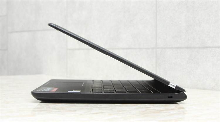 Laptop Lenovo IdeaPad 100 14IBY N3540/2GB/500GB/Win10 Màu Đen