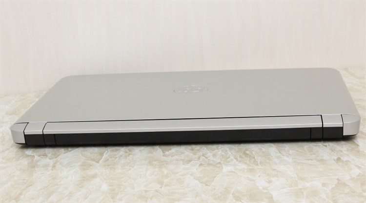 Laptop HP Pavilion 15 ab535TX i5 6200U/4GB/500GB/2GB 940M/Win10