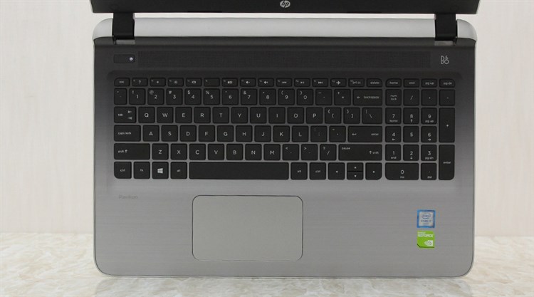 Laptop HP Pavilion 15 ab535TX i5 6200U/4GB/500GB/2GB 940M/Win10
