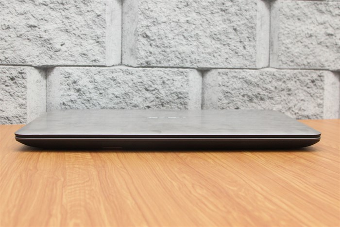 Laptop Asus A556UA i5 6200U/4GB/500GB/Win10 Màu Vàng