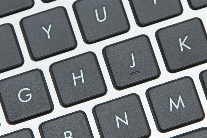 Laptop Asus A556UA i5 6200U/4GB/500GB/Win10 Màu Vàng