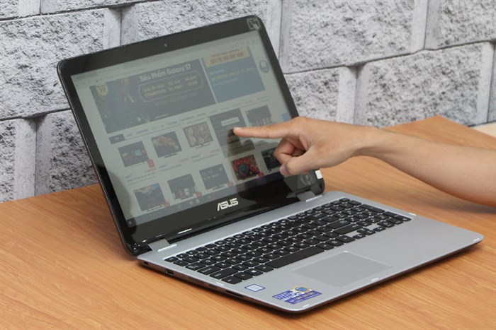 Laptop Asus TP501UA i5 6200U/4GB/500GB/Win10 Màu Bạc