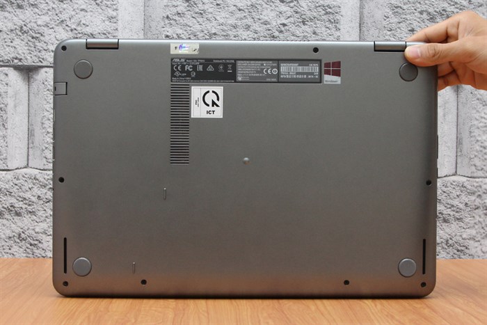 Laptop Asus TP501UA i5 6200U/4GB/500GB/Win10 Màu Bạc