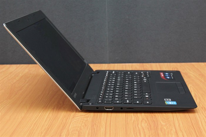 Laptop Lenovo IdeaPad 100S 11IBY Z3735/2GB/32GB/Win10 Màu Bạc