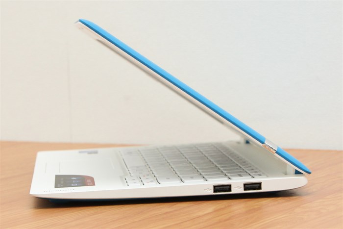 Laptop Lenovo IdeaPad 100S 11IBY Z3735/2GB/32GB/Win10 Màu Xanh Dương