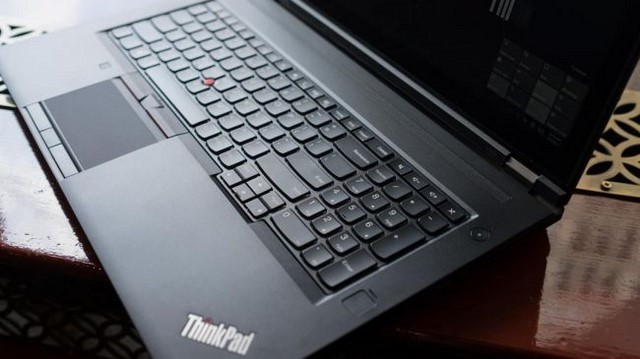 Bàn phím chuẩn, trackpad vô cùng đẹp Bàn phím chuẩn, trackpad vô cùng đẹp