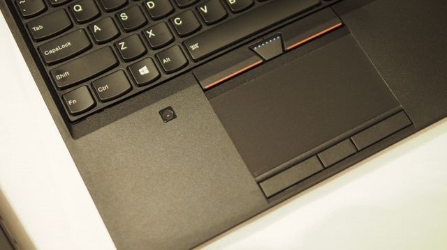Bàn phím chuẩn, trackpad vô cùng đẹp Bàn phím chuẩn, trackpad vô cùng đẹp