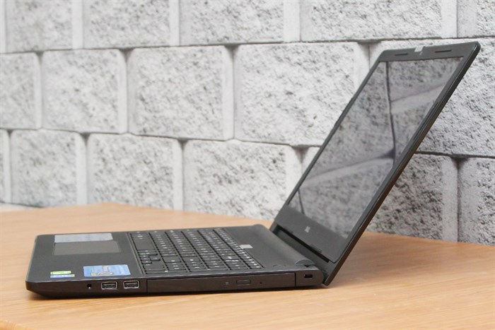 Laptop Dell Inspiron 3558 i5 5200U/4GB/500GB/2GB 820M/Win10 Màu Đen