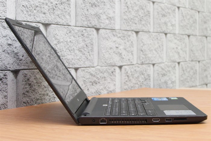 Laptop Dell Inspiron 3558 i5 5200U/4GB/500GB/2GB 820M/Win10 Màu Đen