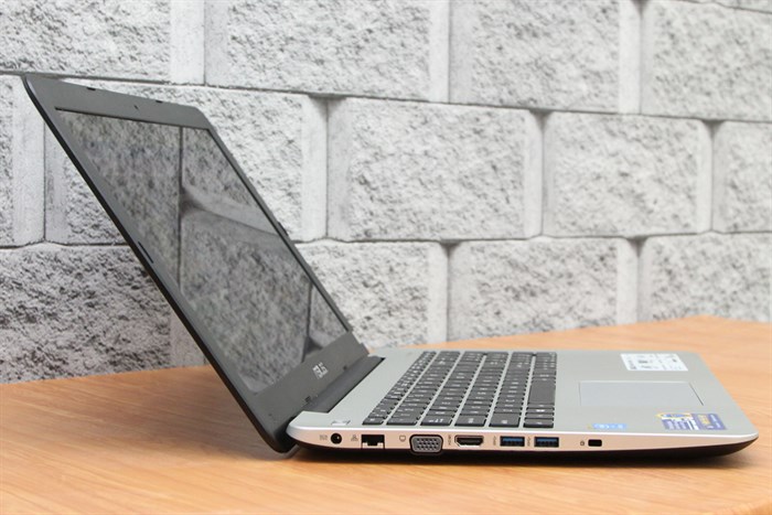 Laptop Asus K555LA i3 5005U/4GB/500GB/Win10 Màu Đen