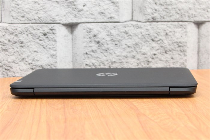 Laptop HP Pavilion 11 S001TU N3050/2GB/500GB/Win10 Màu Đen