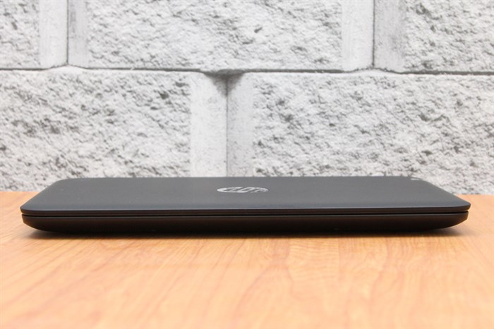 Laptop HP Pavilion 11 S001TU N3050/2GB/500GB/Win10 Màu Đen