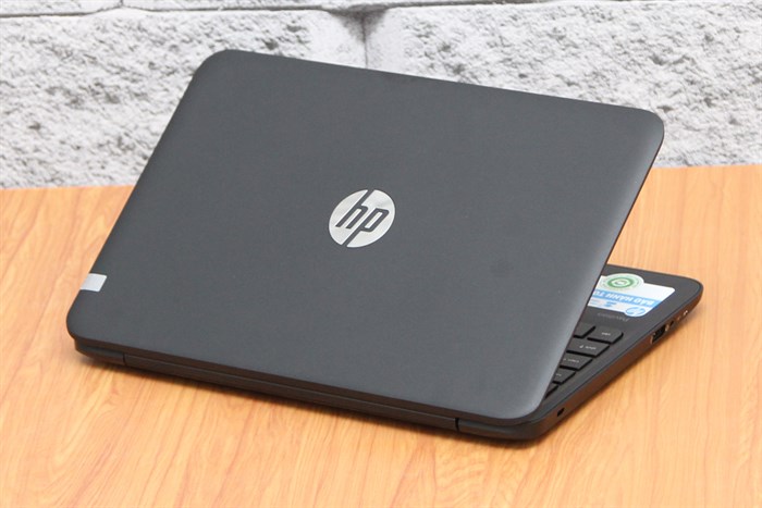 Laptop HP Pavilion 11 S001TU N3050/2GB/500GB/Win10 Màu Đen