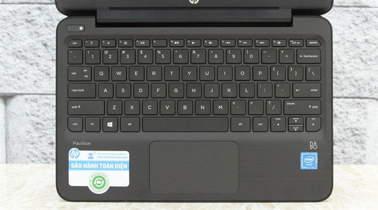 Laptop HP Pavilion 11 S001TU N3050/2GB/500GB/Win10 Màu Đen
