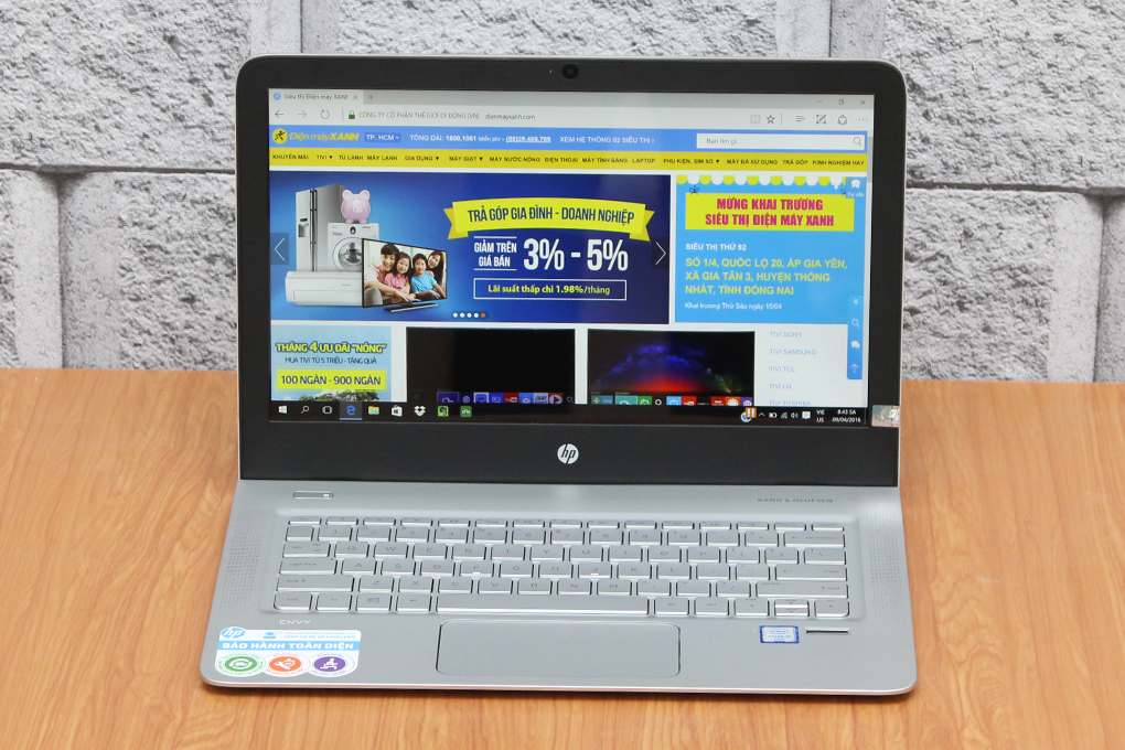Laptop HP Envy 13 d049TU i5 6200U/4GB/256GB/Win10 Màu Bạc