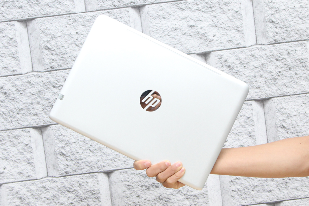 Laptop HP Envy 13 d049TU i5 6200U/4GB/256GB/Win10 Màu Bạc