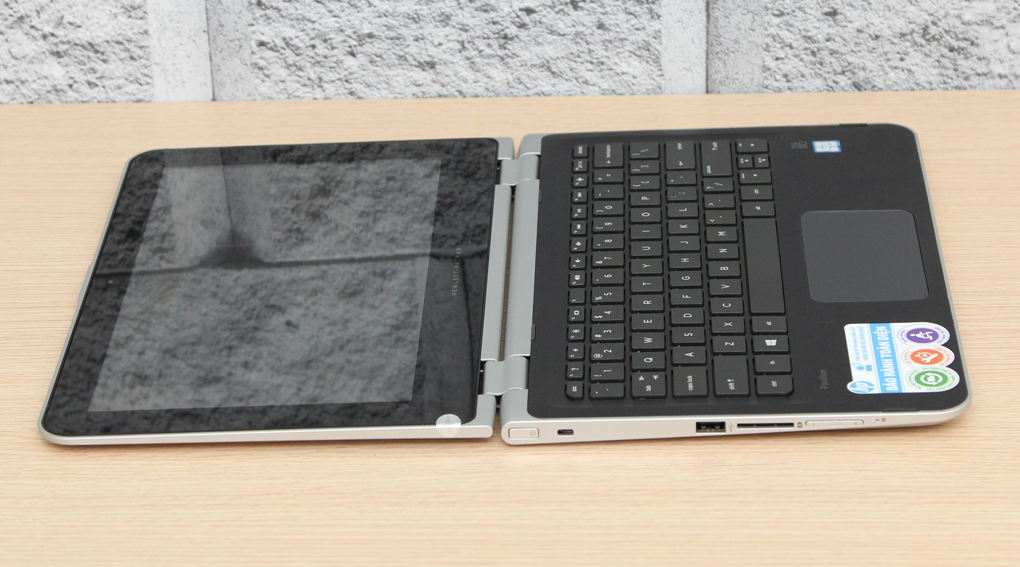 Laptop HP Pavilion x360 k118TU M3 6Y30/4GB/500GB/Win10 Màu Bạc