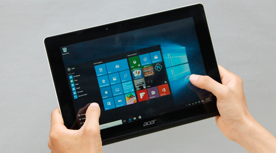 <p>Trang bị Windows bản quyền bảo mật cao v&agrave; hỗ trợ nhiều ứng dụng.</p>