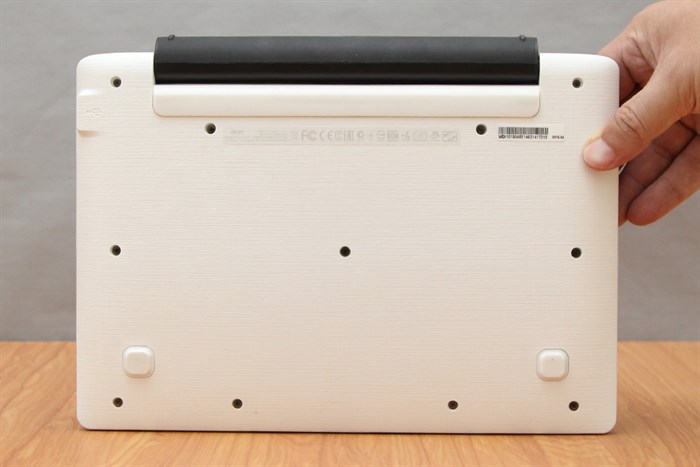 Laptop Acer Aspire SW3 013 13PG Z3735F/2GB/500G/Win8.1 Màu Trắng