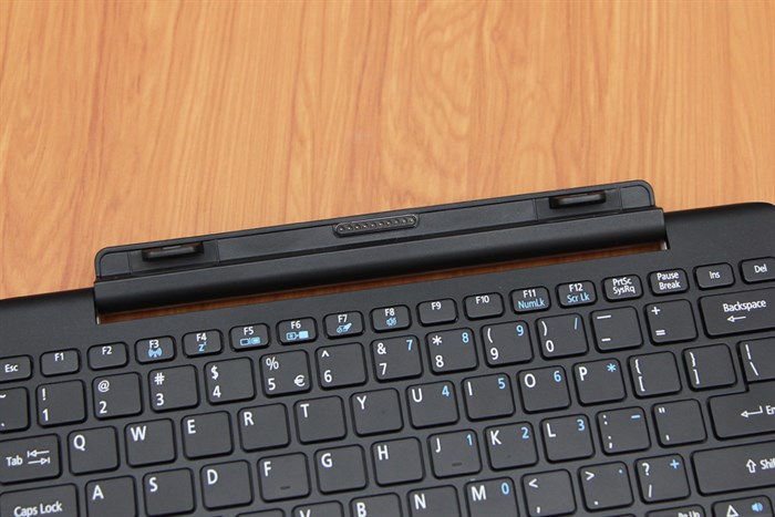 Laptop Acer Aspire SW3 013 13PG Z3735F/2GB/500G/Win8.1 Màu Trắng